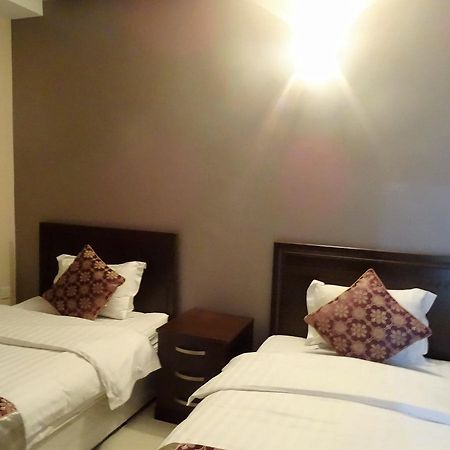 Dar Hashim Hotel Suites - Al Sahafa Riaad Buitenkant foto
